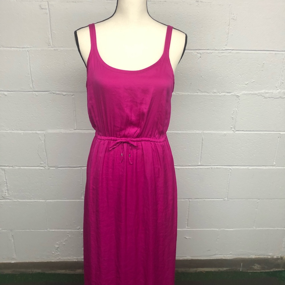 Beautiful Fuschia ATHLETA Midi Dress